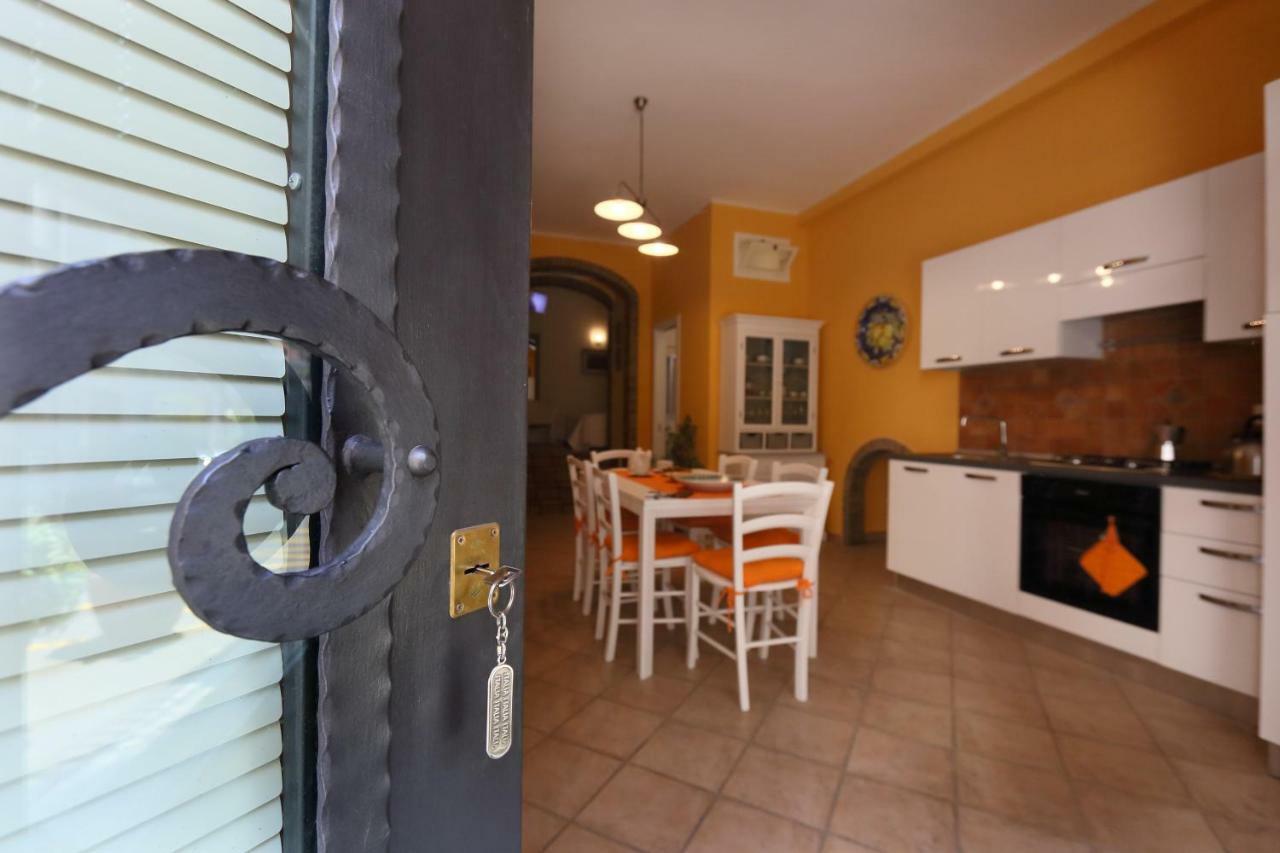 Trinacria House Apartment *